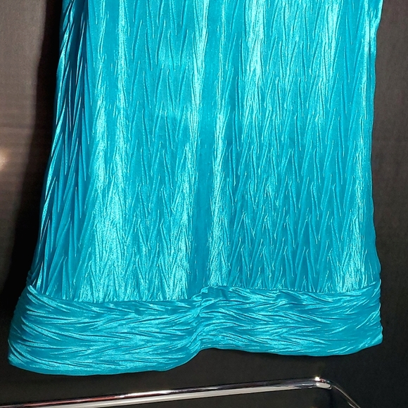 NEW HeartSoul Turquoise Blouse Tank Top with Rivets. Size Small (with tags) - Picture 5 of 15